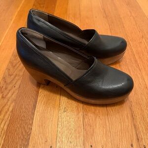 COCLICO Black Leather loafer clogs excellent condition size 9